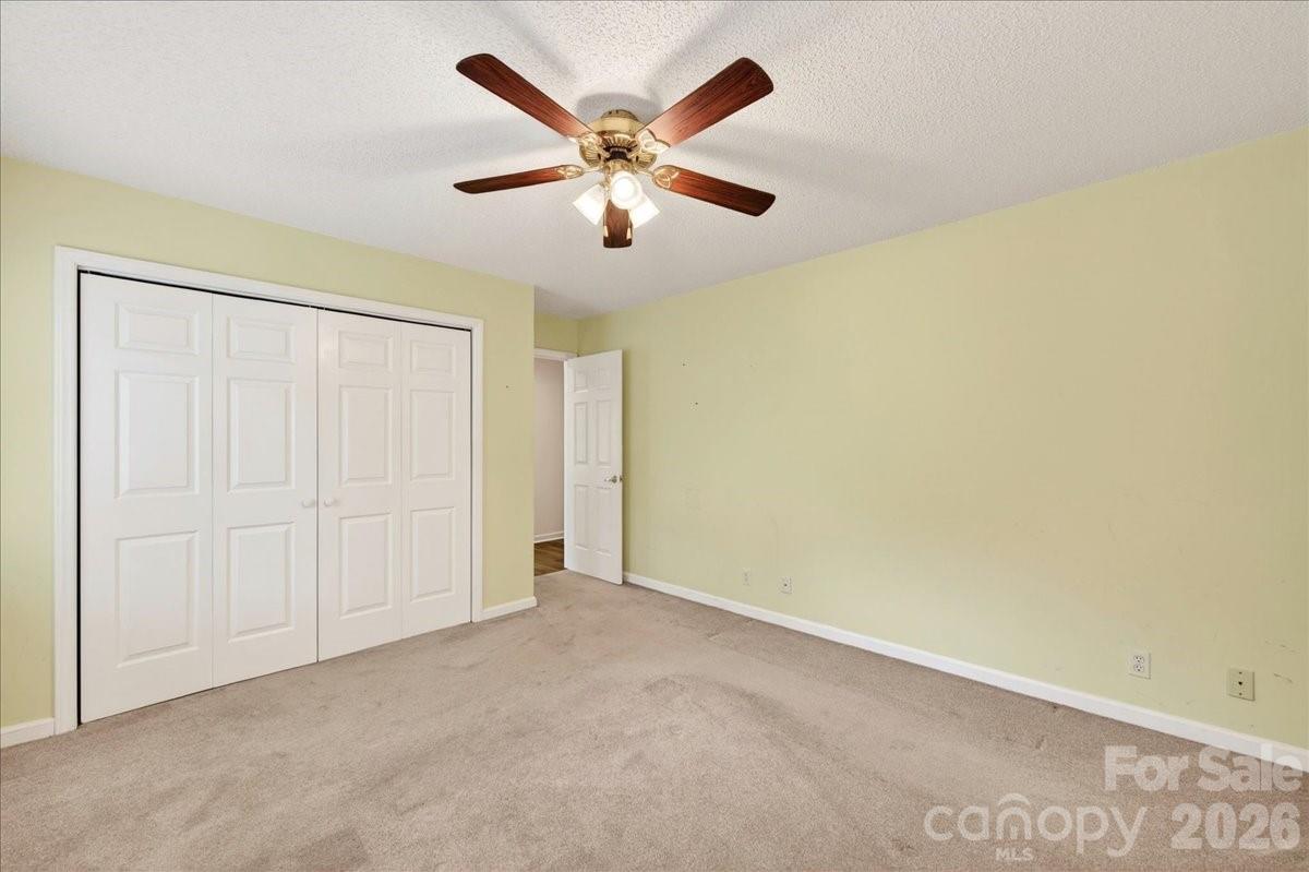 148 Miss Ellie Lane Gastonia NC 28056