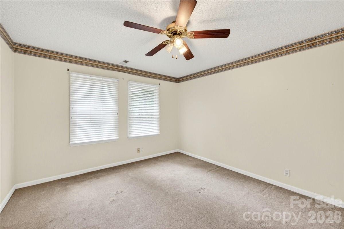148 Miss Ellie Lane Gastonia NC 28056
