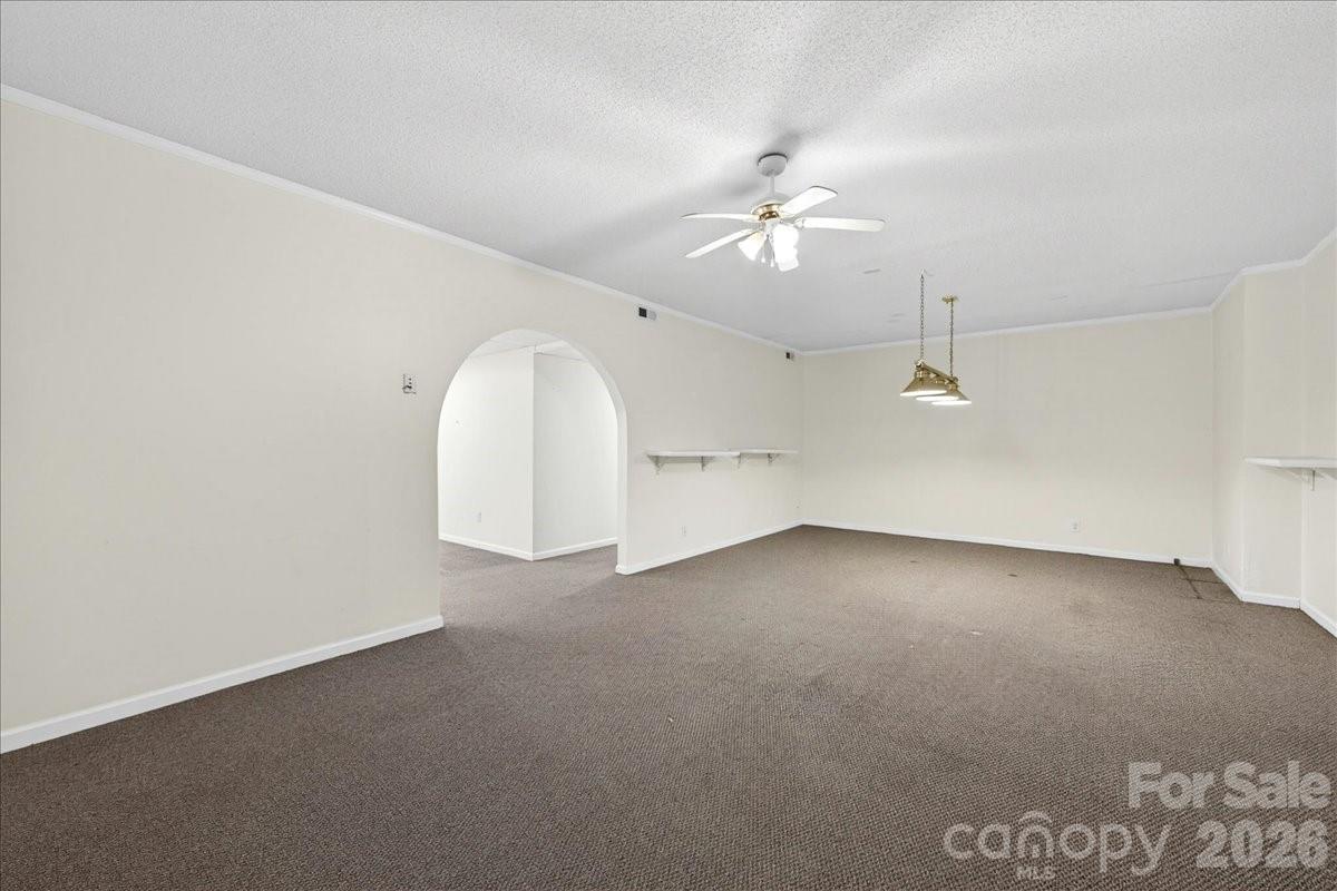 148 Miss Ellie Lane Gastonia NC 28056
