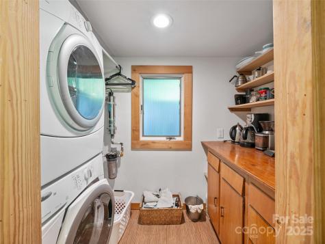 9065 Nc 63 Highway Leicester NC 28748