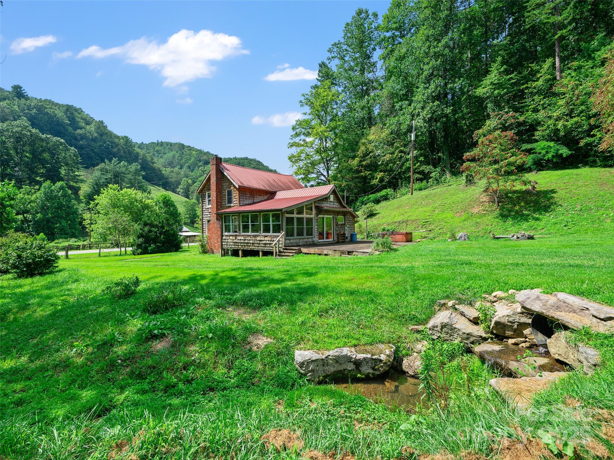 9065 Nc 63 Highway Leicester NC 28748