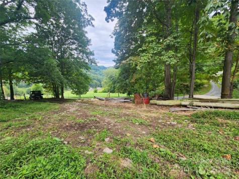 1925 S Fork Road Marshall NC 28753