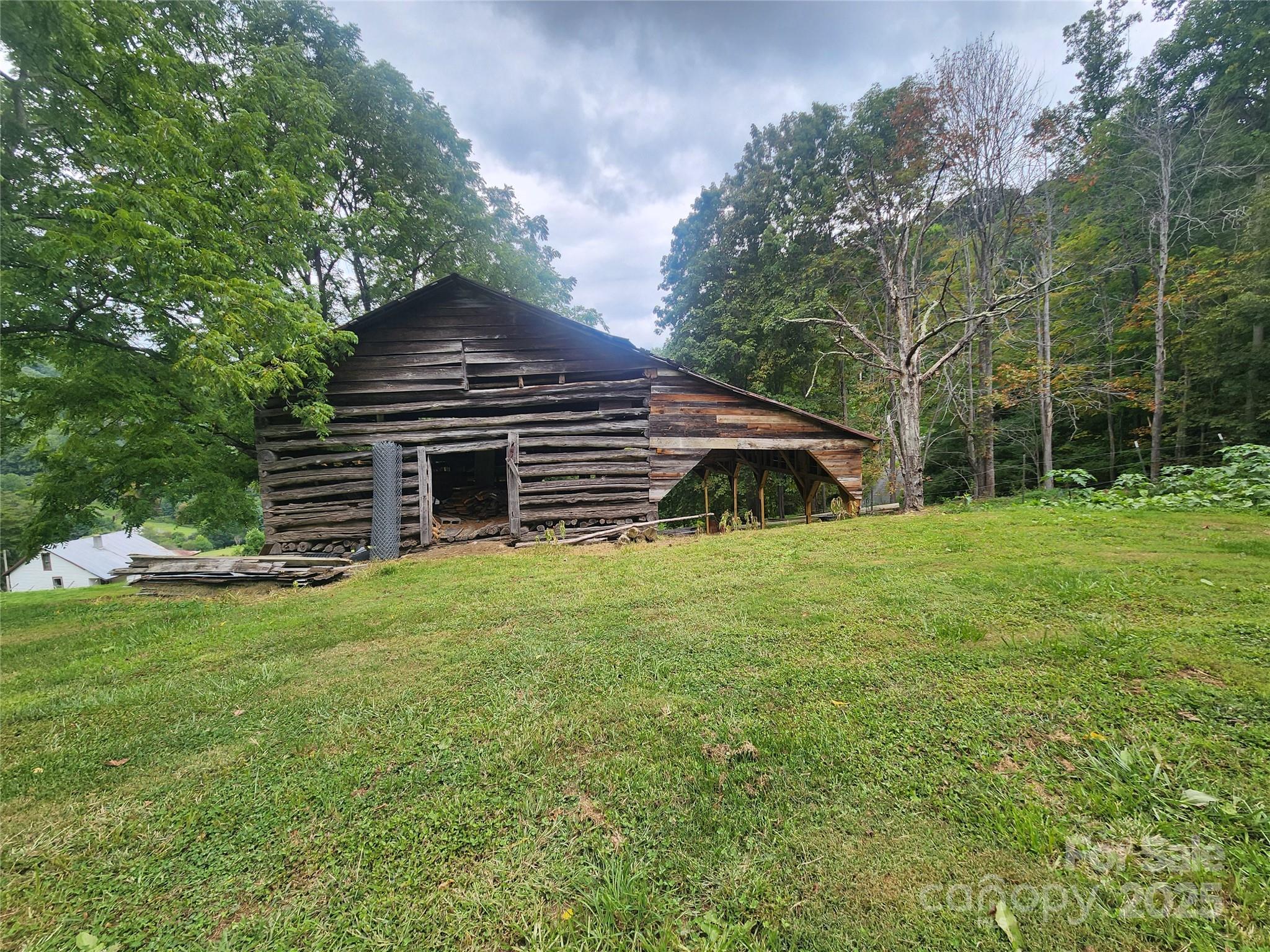 1925 S Fork Road Marshall NC 28753