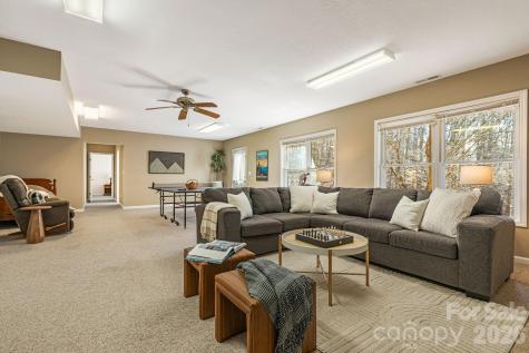 269 Woodstock Drive Burnsville NC 28714