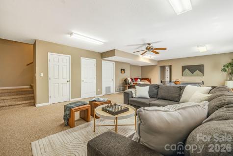 269 Woodstock Drive Burnsville NC 28714