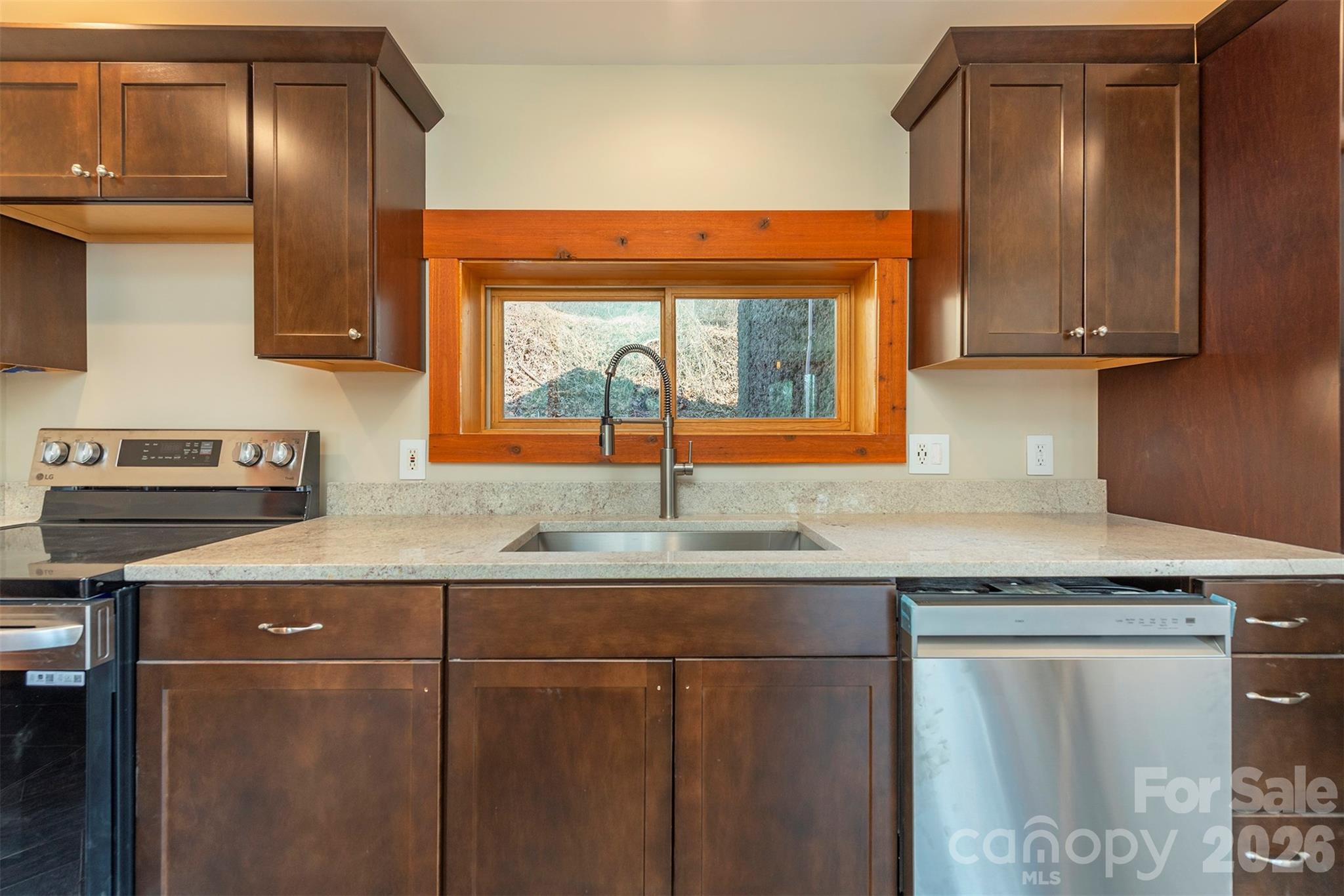 316 Oakdale Drive Hendersonville NC 28791