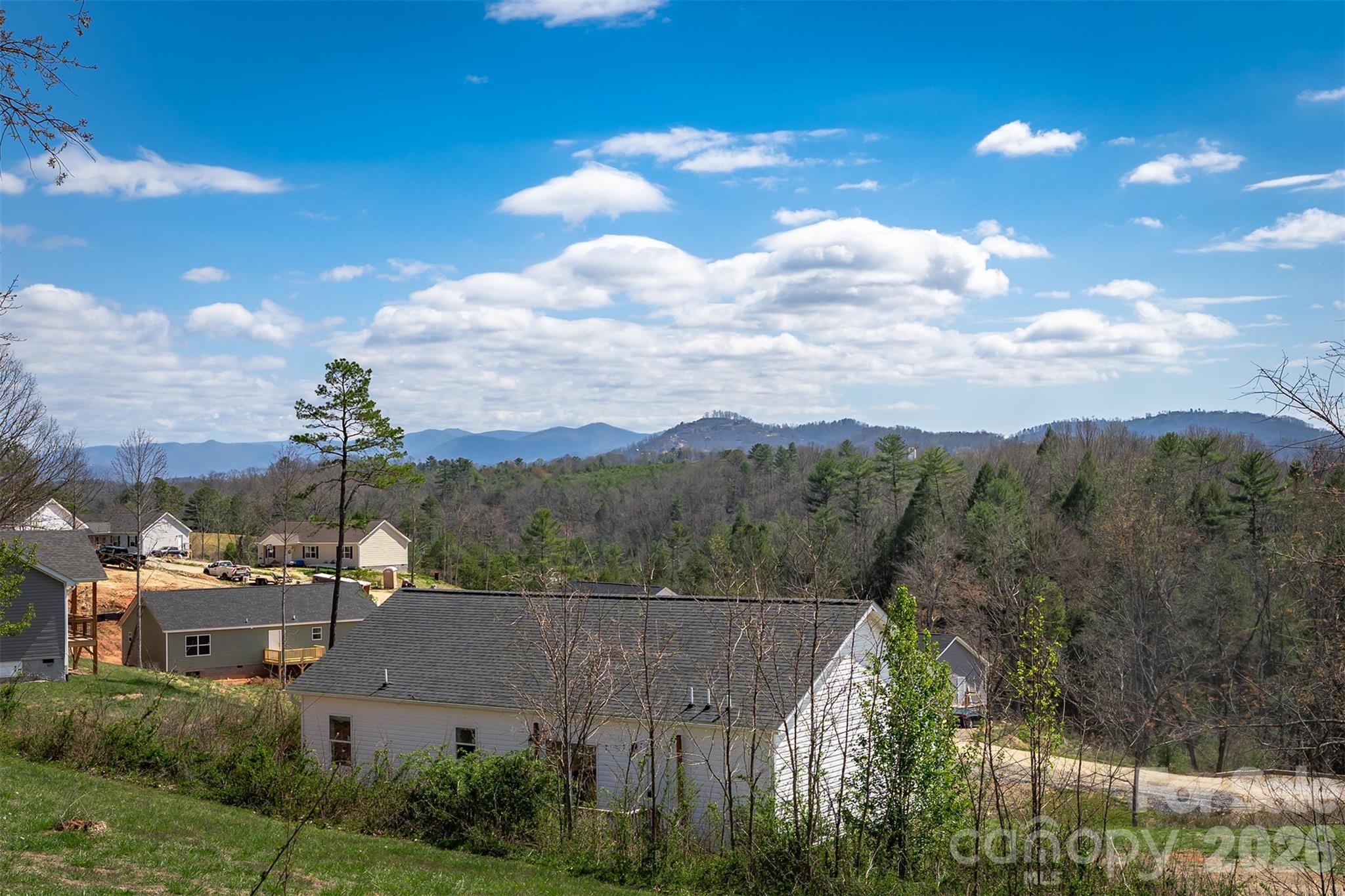 138 Indian Paintbrush Lane Alexander NC 28701