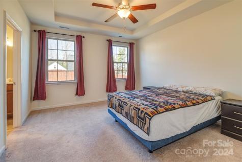 123 Water Leaf Drive Weaverville NC 28787