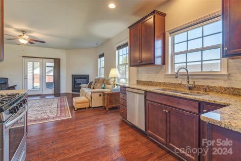 123 Water Leaf Drive Weaverville NC 28787