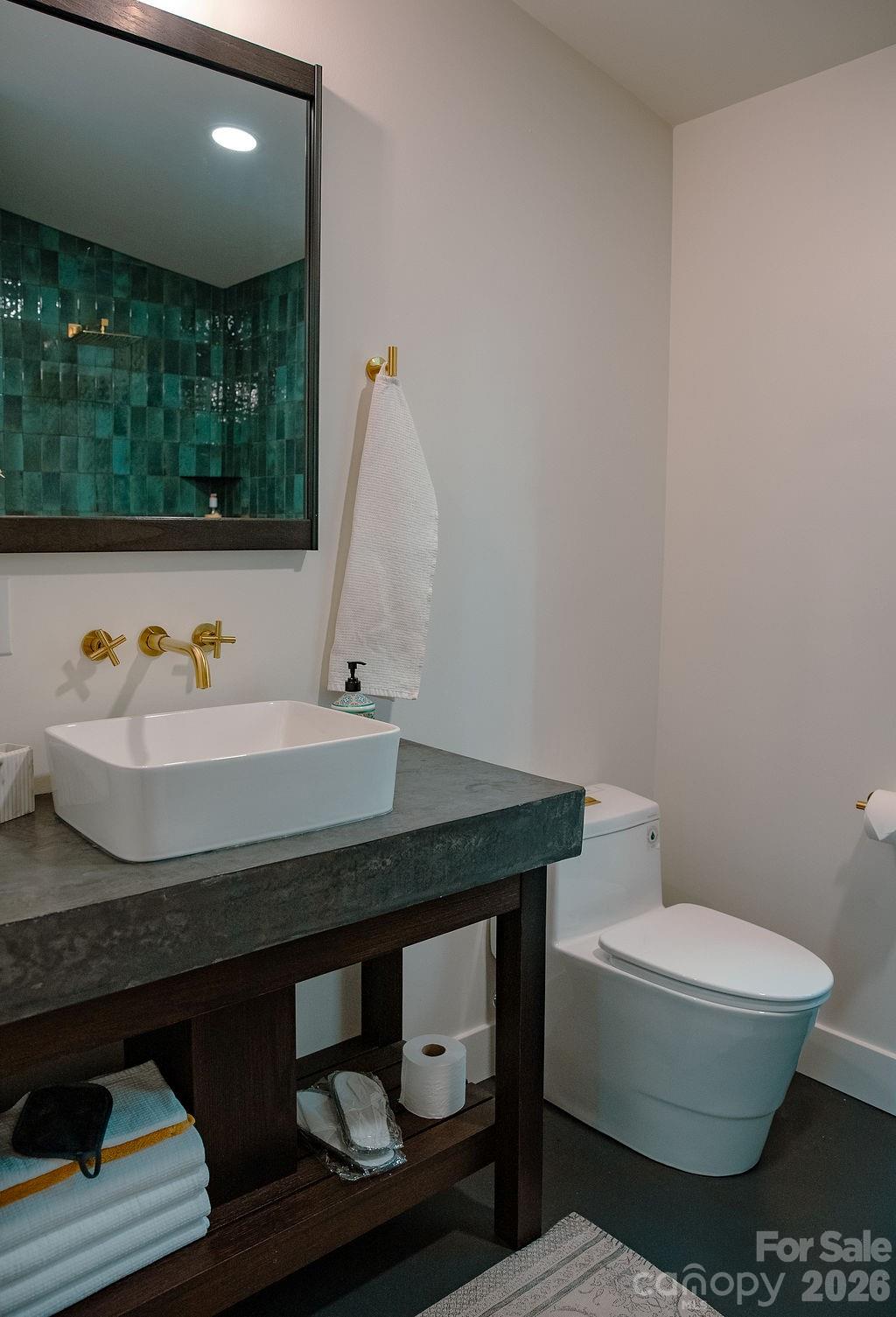 808 Mountain Cove Road Hendersonville NC 28792