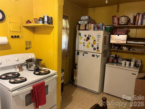 2618 Roslyn Avenue Charlotte NC 28208