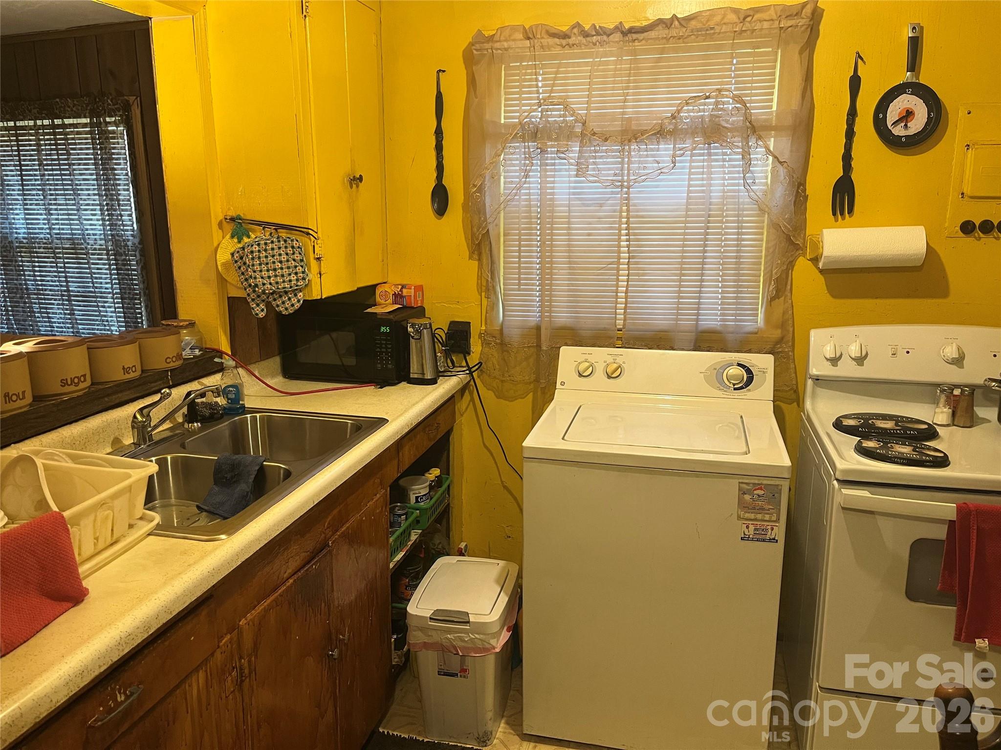 2618 Roslyn Avenue Charlotte NC 28208