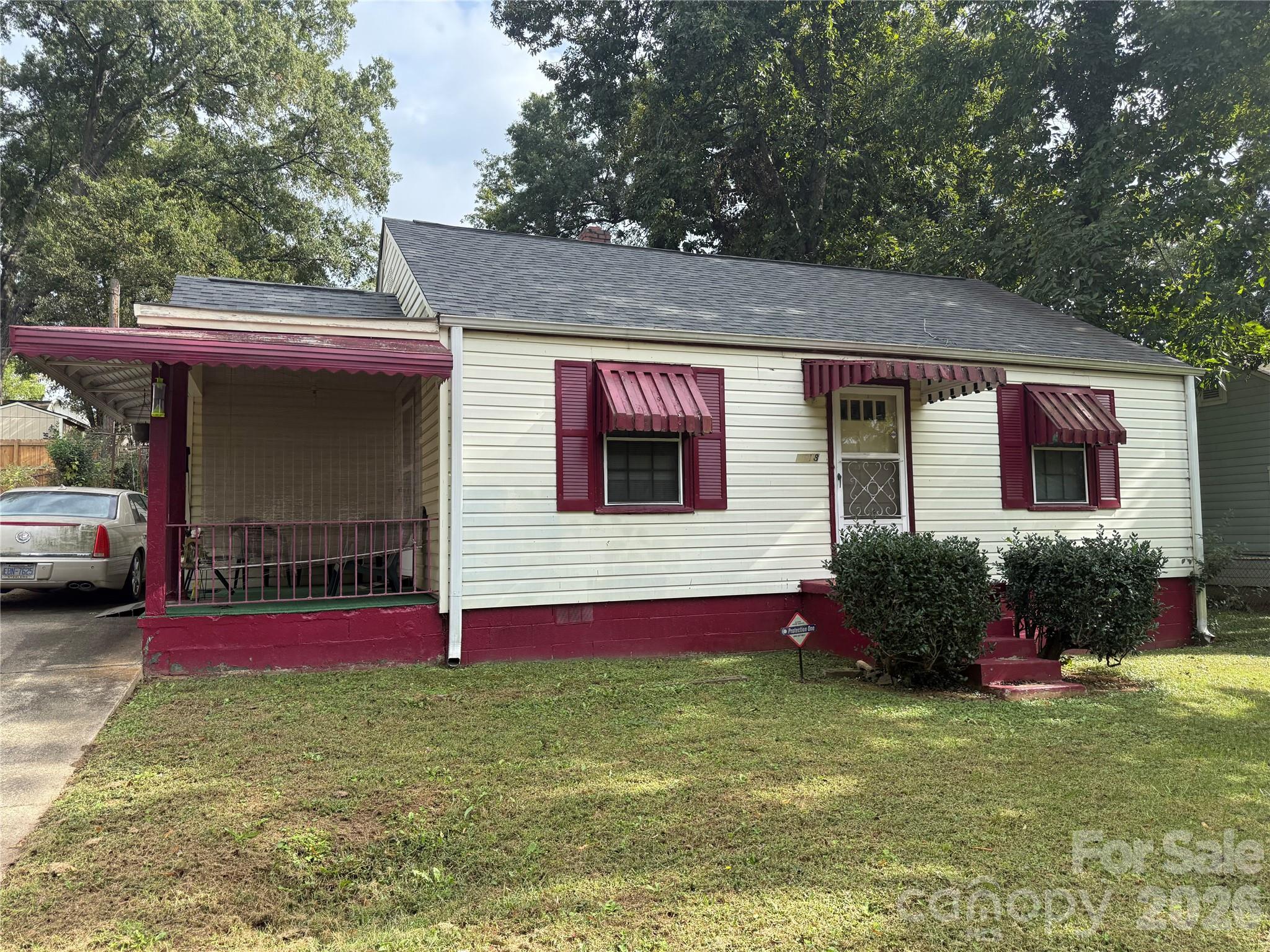 2618 Roslyn Avenue Charlotte NC 28208