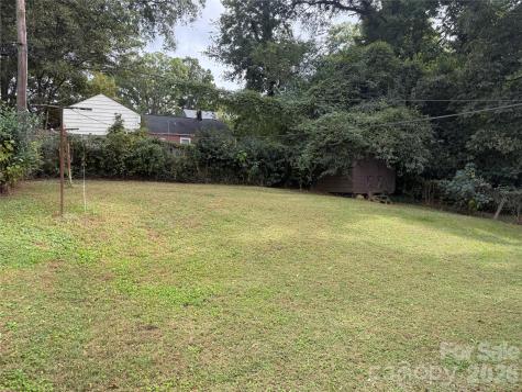 2618 Roslyn Avenue Charlotte NC 28208