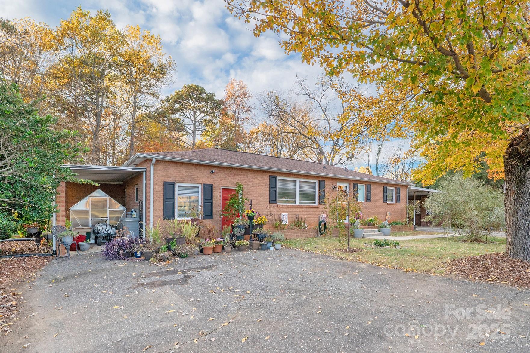 3842 Dowell Street Hickory NC 28602