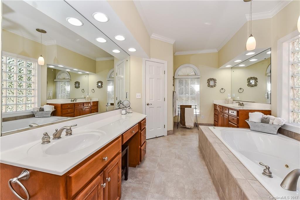 1621 Windy Ridge Road Charlotte NC 28270