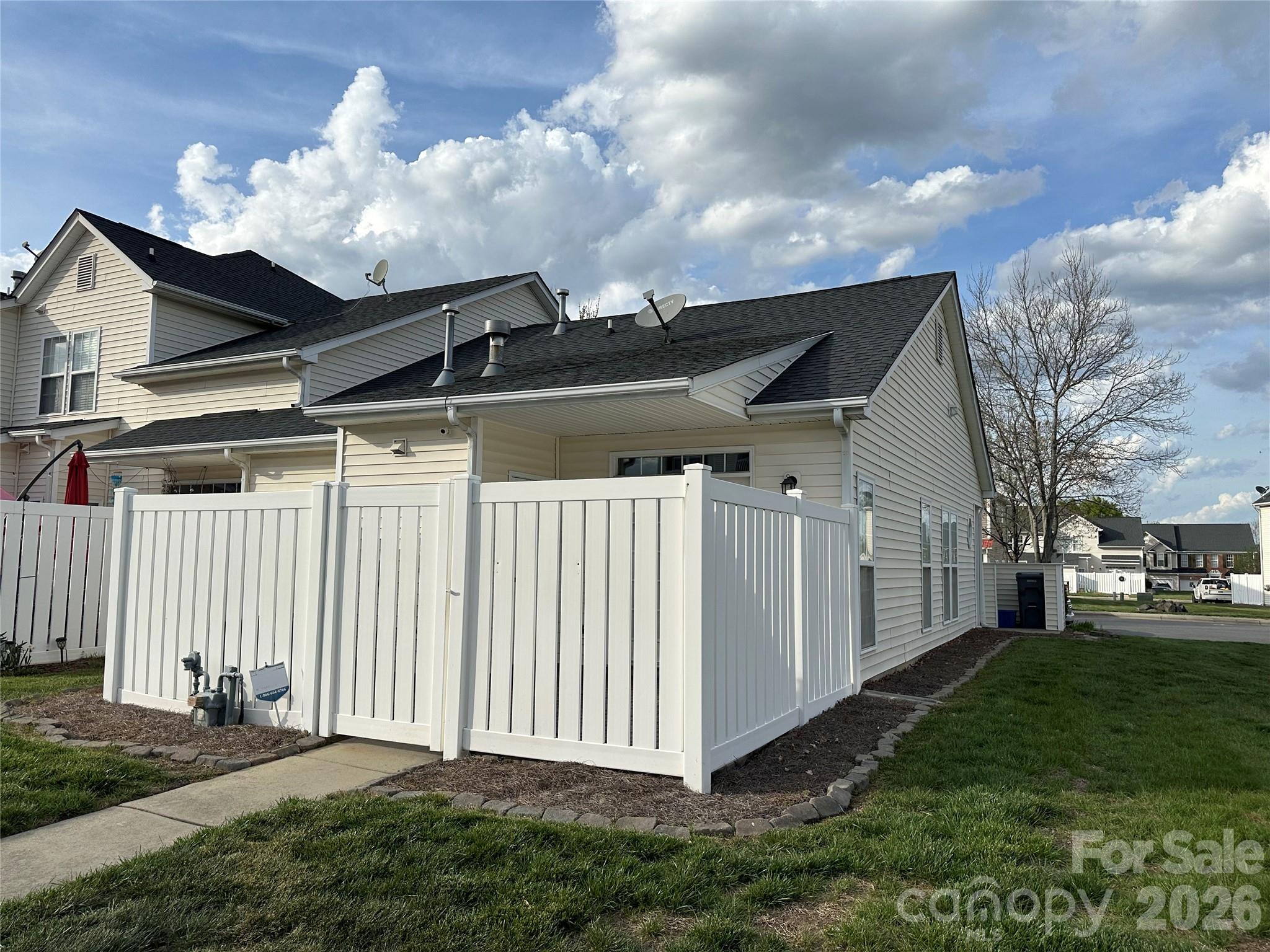 4047 Center Place Drive Harrisburg NC 28075