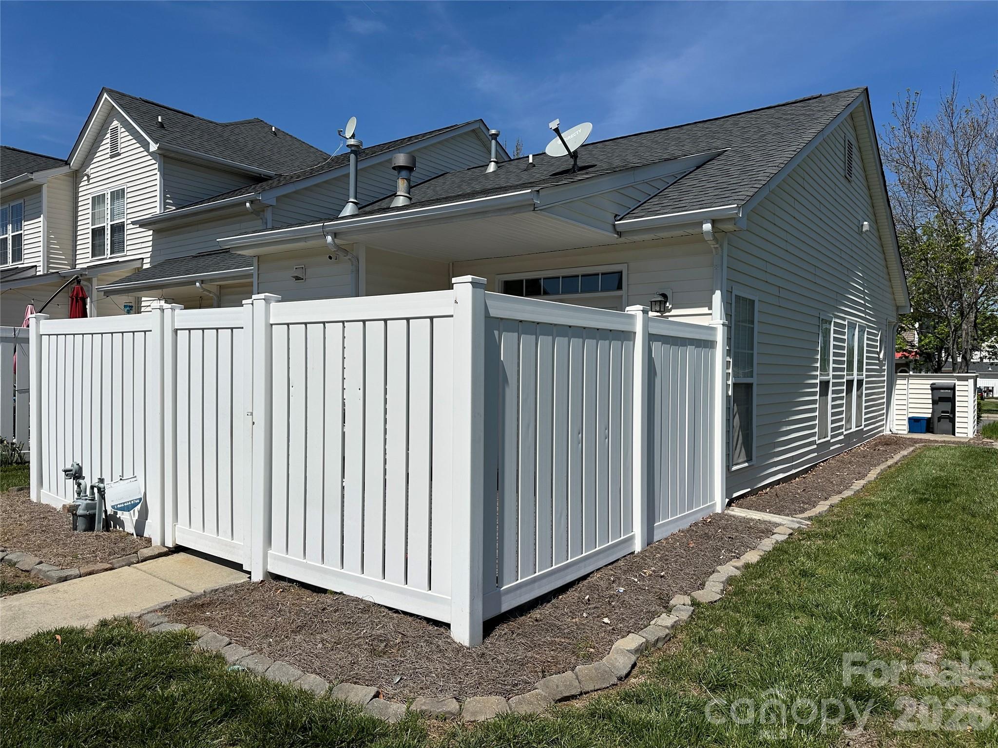 4047 Center Place Drive Harrisburg NC 28075