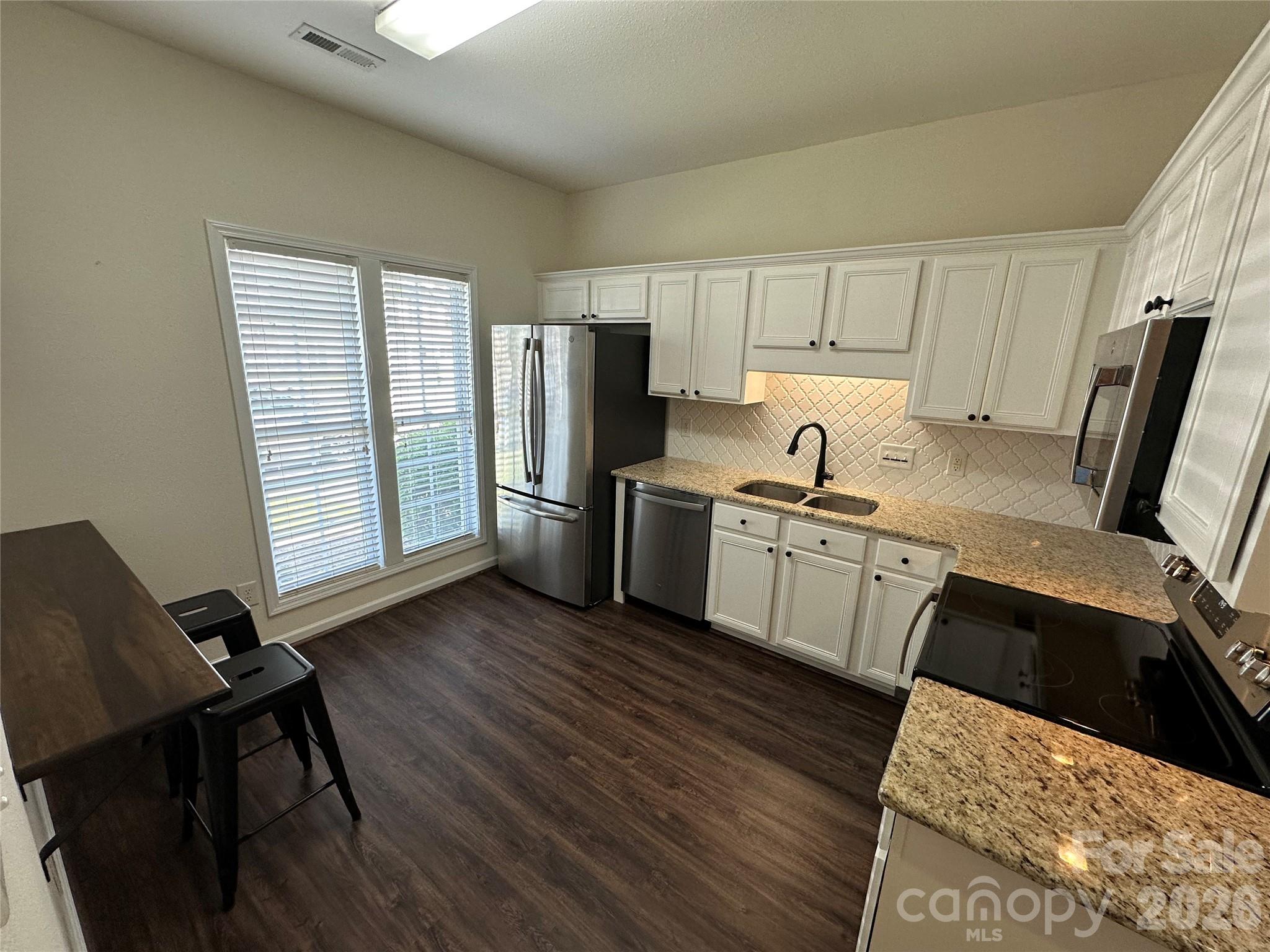 4047 Center Place Drive Harrisburg NC 28075