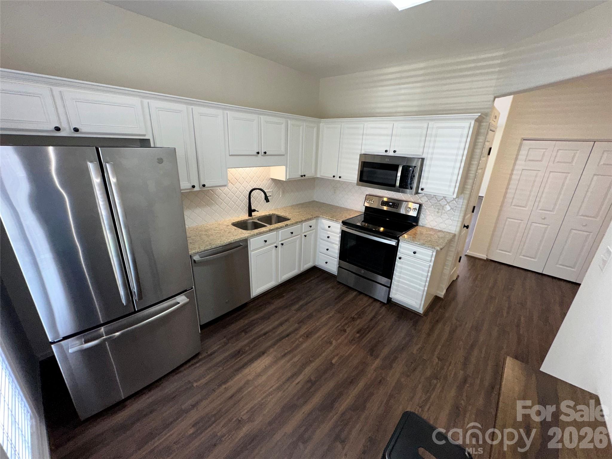 4047 Center Place Drive Harrisburg NC 28075