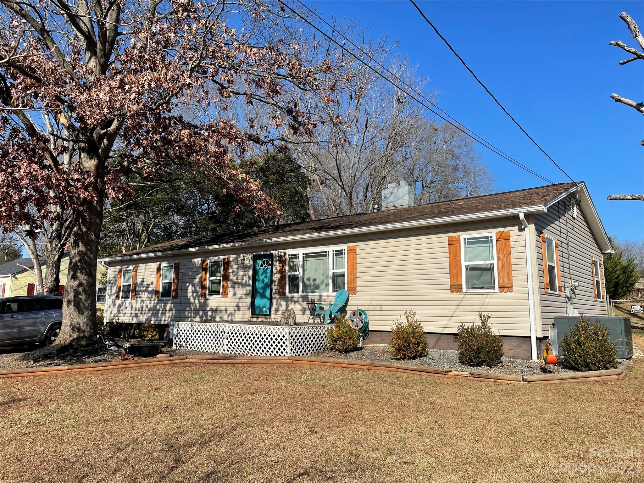 320 E Herman Street Newton NC 28658