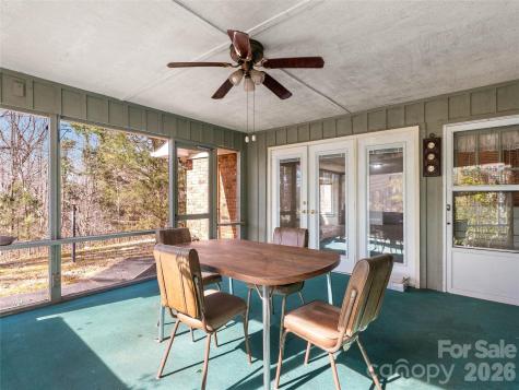 121 Hummingbird Lane Columbus NC 28722