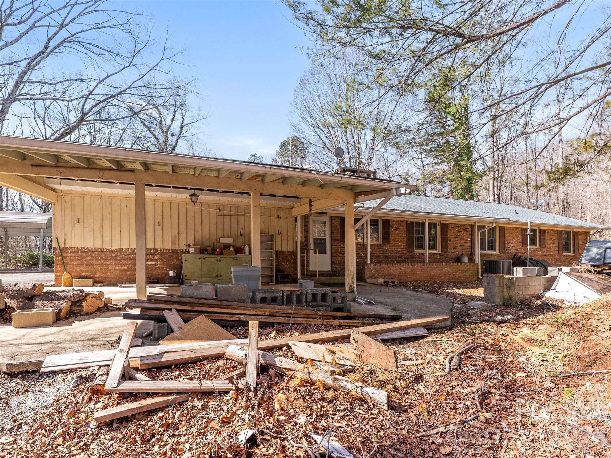 121 Hummingbird Lane Columbus NC 28722