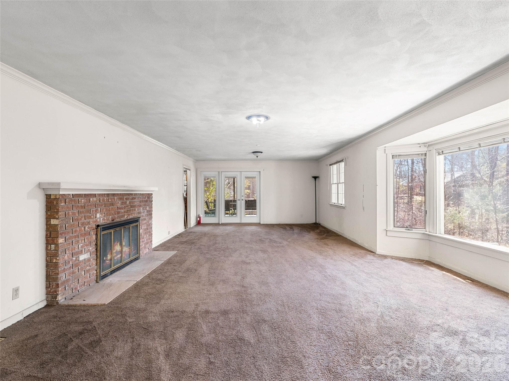 121 Hummingbird Lane Columbus NC 28722