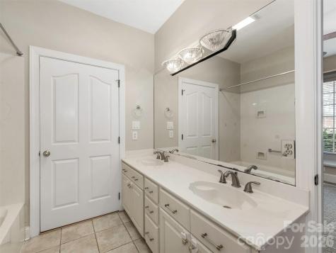4148 Old Course Drive Charlotte NC 28277