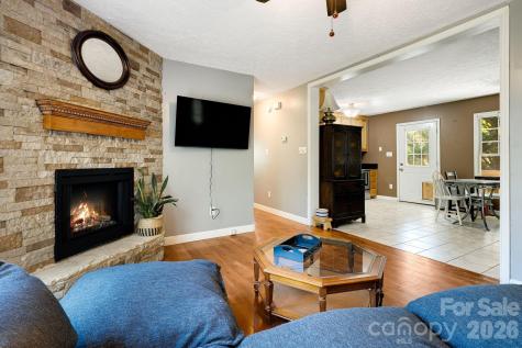 218 Appalachian Way Asheville NC 28806