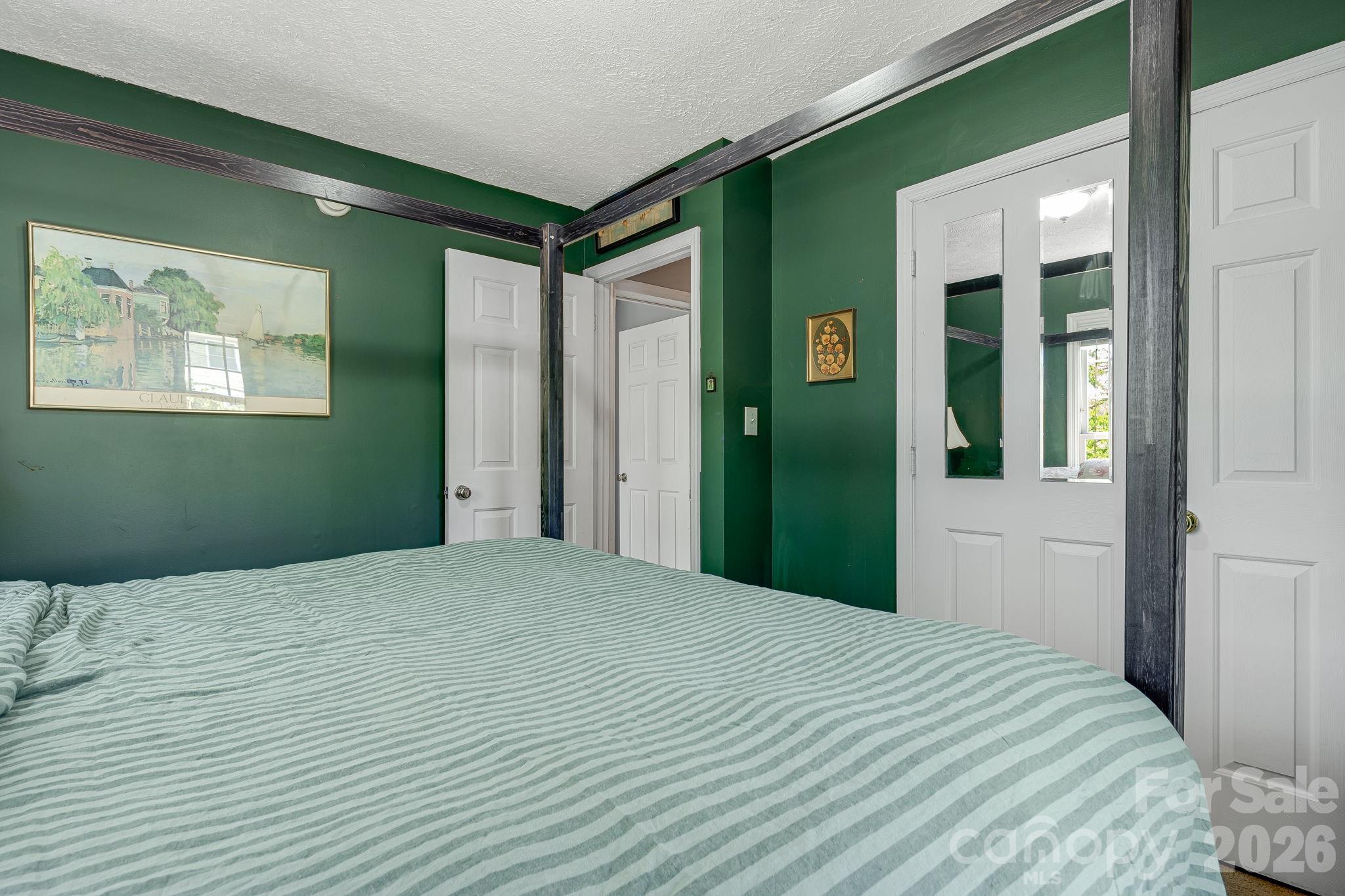 218 Appalachian Way Asheville NC 28806