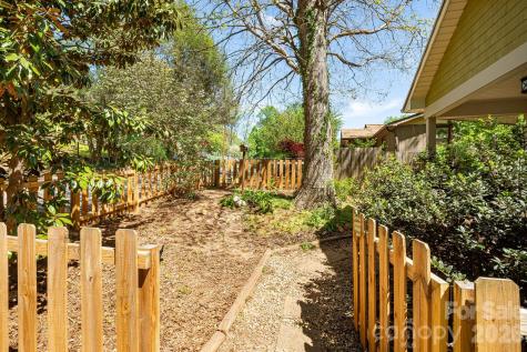 218 Appalachian Way Asheville NC 28806