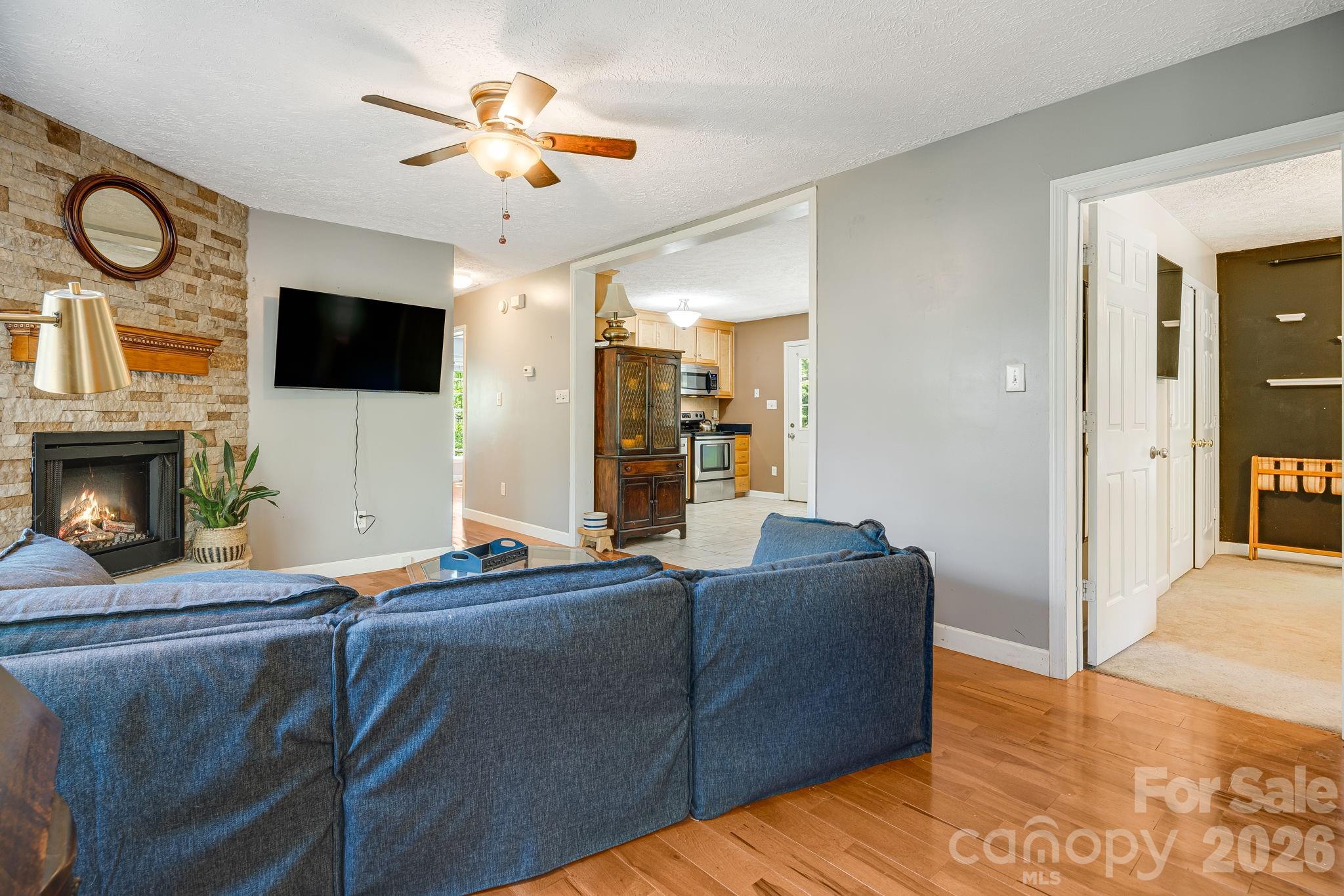 218 Appalachian Way Asheville NC 28806