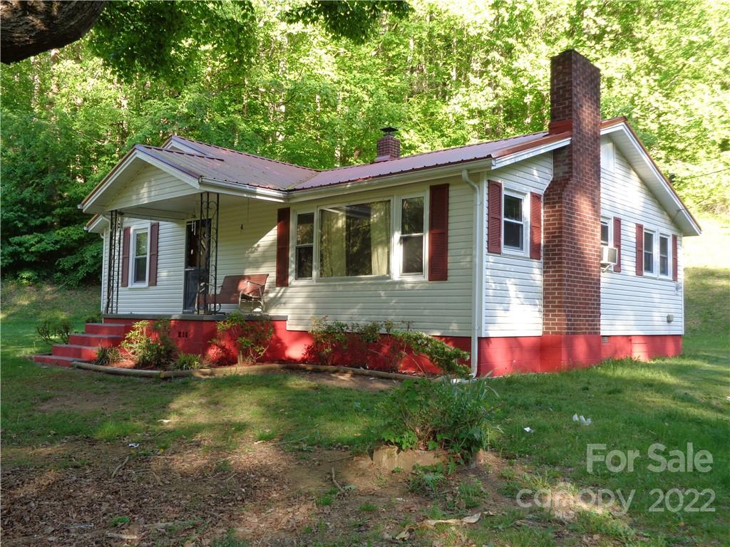 45 Red Red Lane Sylva NC 28779
