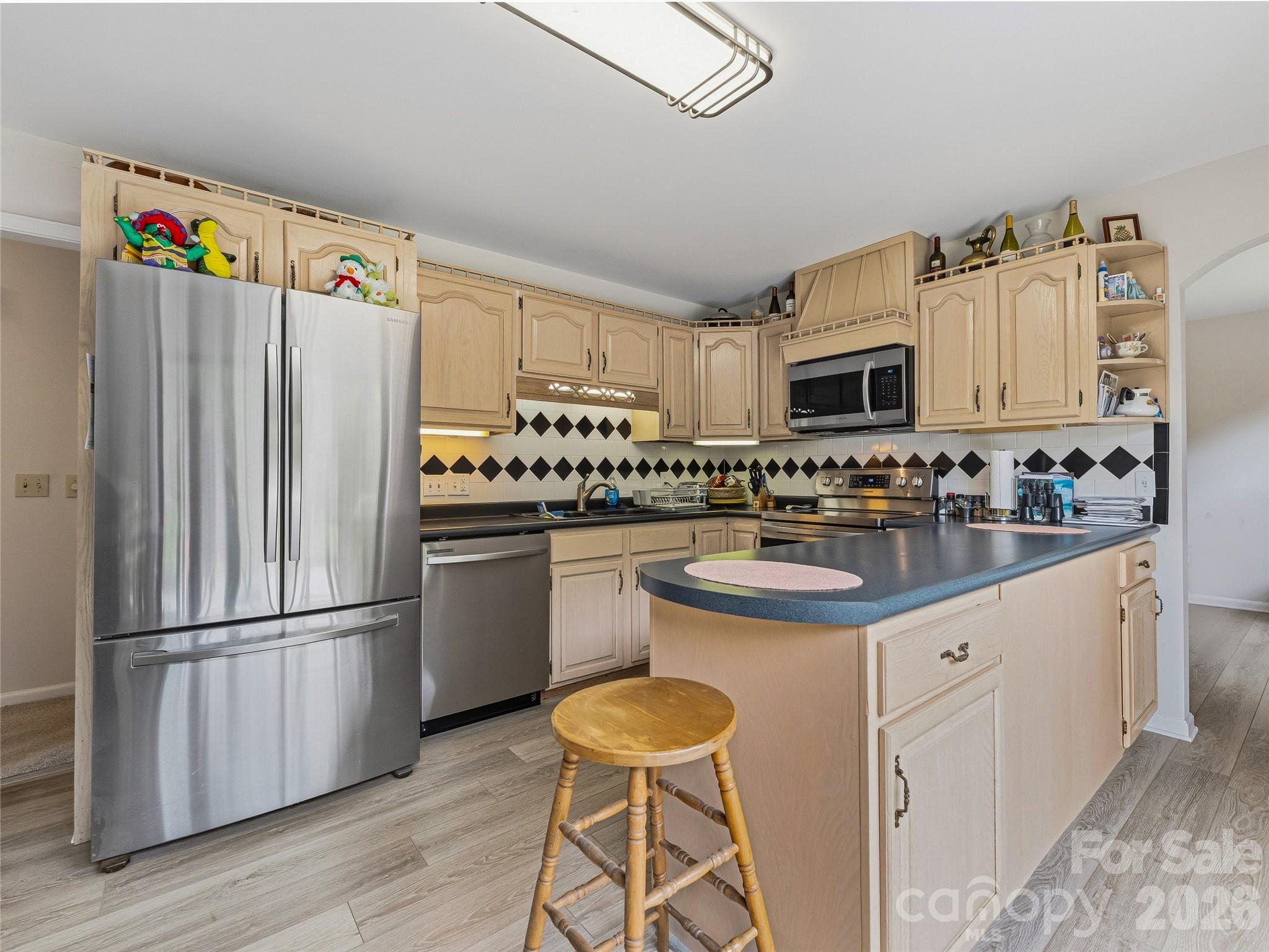 208 Applecross Lane Hendersonville NC 28791