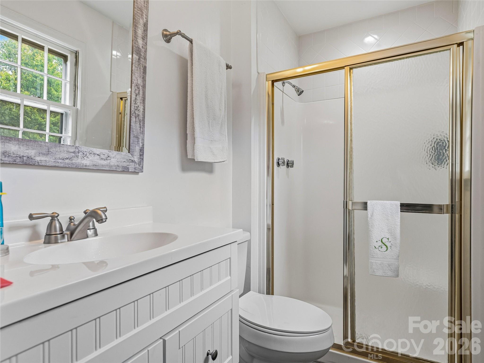 208 Applecross Lane Hendersonville NC 28791