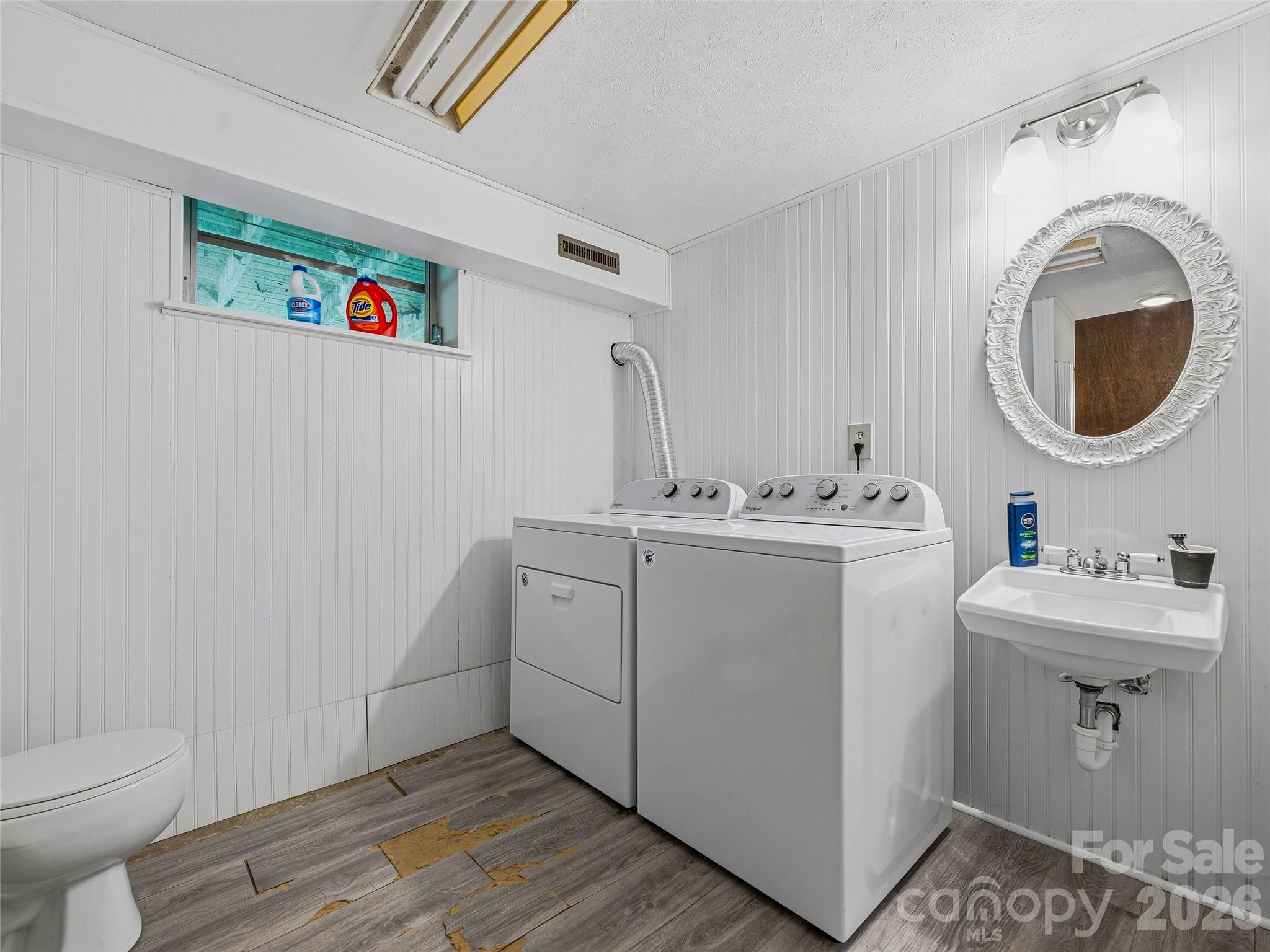 208 Applecross Lane Hendersonville NC 28791