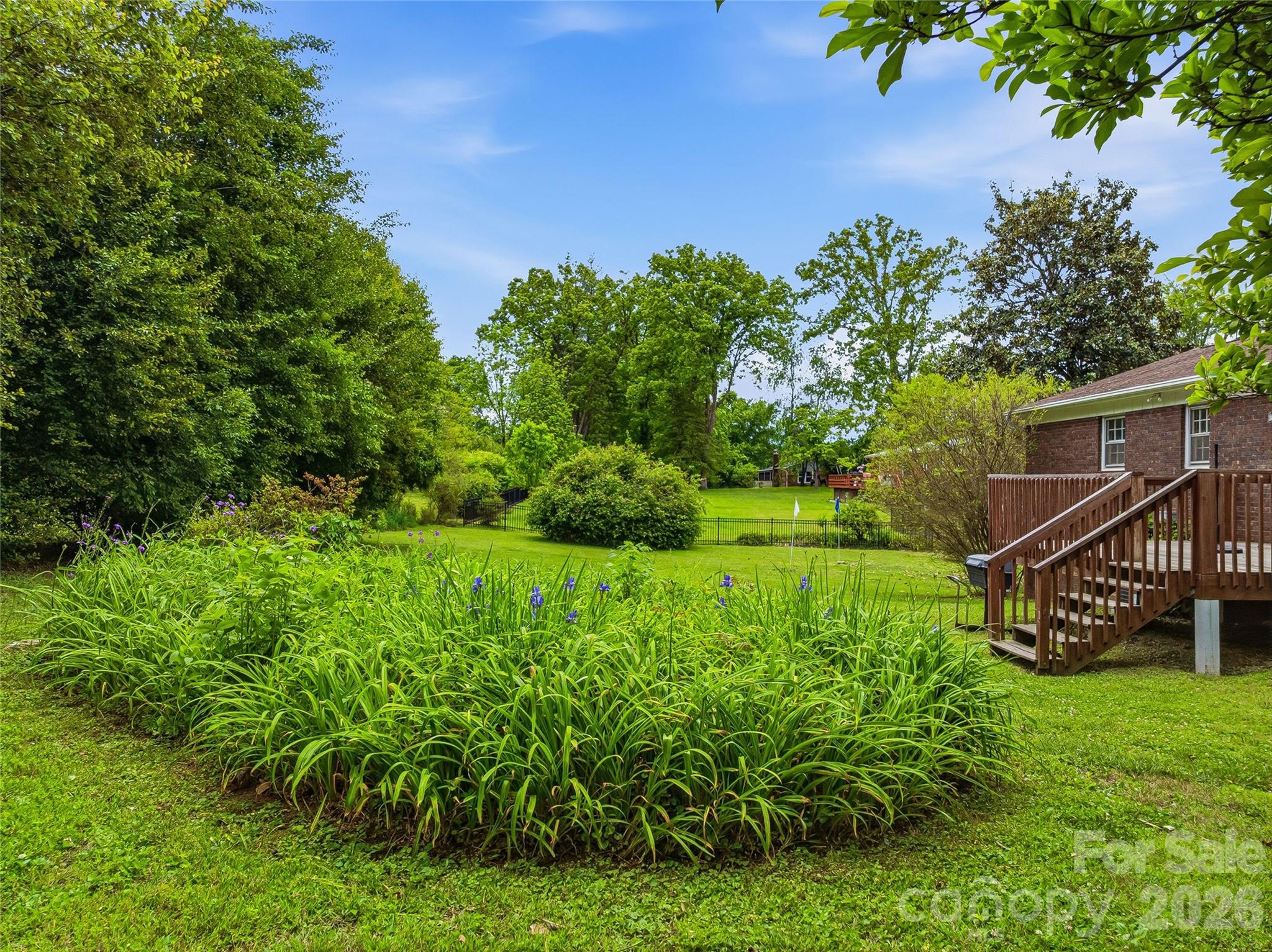 208 Applecross Lane Hendersonville NC 28791