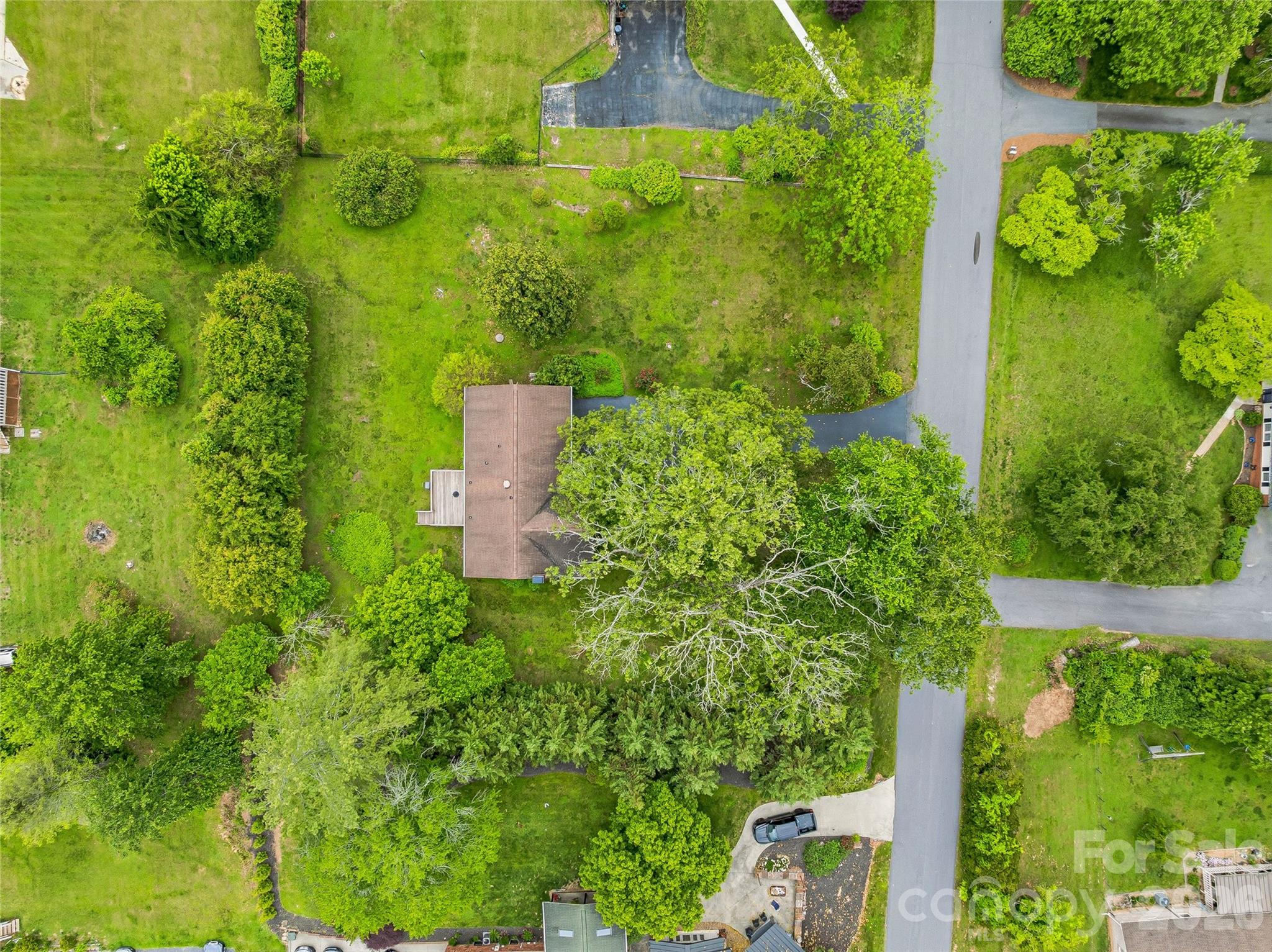 208 Applecross Lane Hendersonville NC 28791