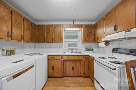 124 Lytle Cove Road Swannanoa NC 28778