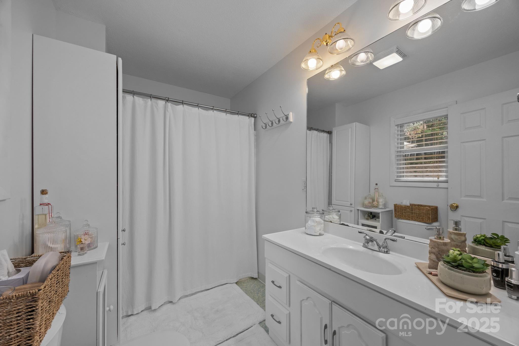 124 Lytle Cove Road Swannanoa NC 28778