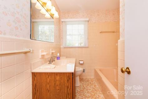 66 Gibson Road Asheville NC 28804