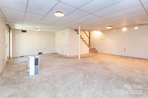 66 Gibson Road Asheville NC 28804