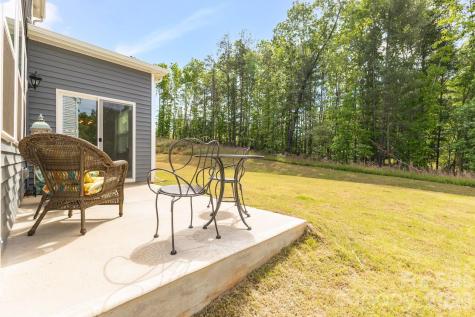1334 37th Avenue Lane NE Hickory NC 28601