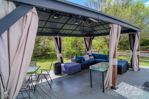 10202 Orchard Grass Court Charlotte NC 28278