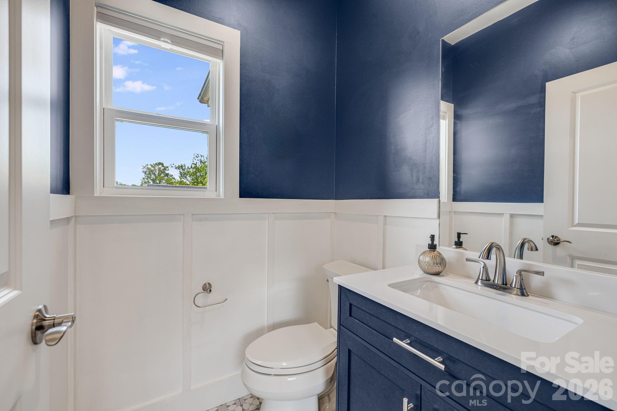 215 Oak Meadow Lane Asheville NC 28804