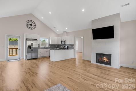 215 Oak Meadow Lane Asheville NC 28804