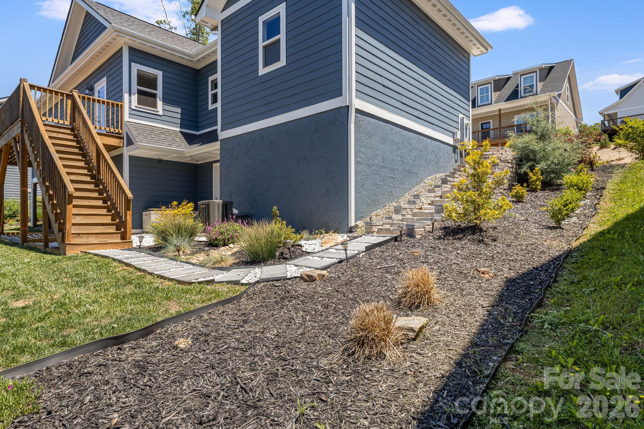 215 Oak Meadow Lane Asheville NC 28804