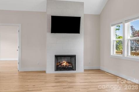 215 Oak Meadow Lane Asheville NC 28804