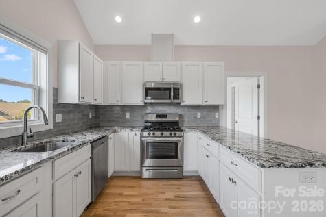 215 Oak Meadow Lane Asheville NC 28804